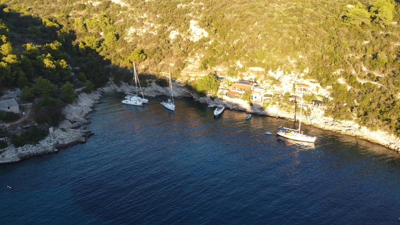 Lonely Paradise Restaurant Bojen