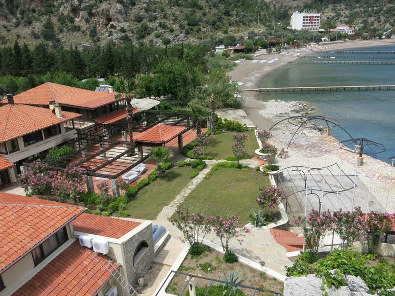 Alarga Sail Yachtclub & Boutique Hotel