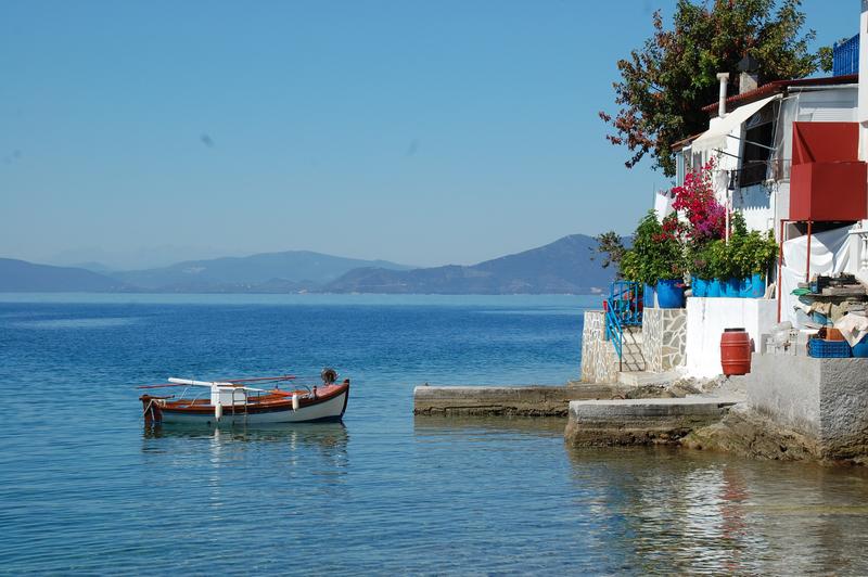 Palio Trikeri - Idylle:Blick über den Golf von Volos Richtung Achilleion