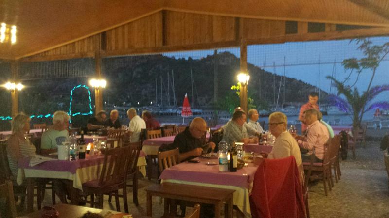 Azmak Restaurant Steg