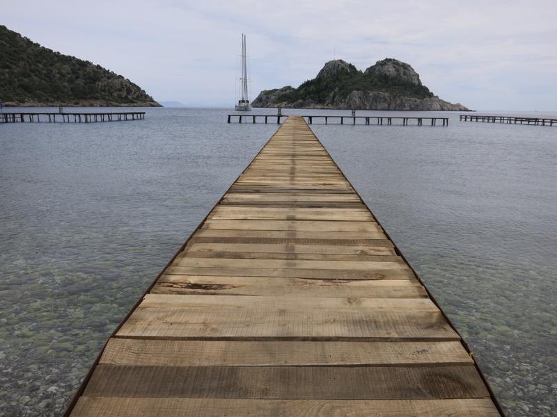 Azmak restaurant jetty