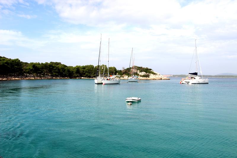 Zaklopica buoy field