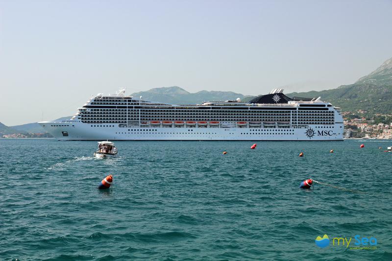 Konoba Adriatic buoys
