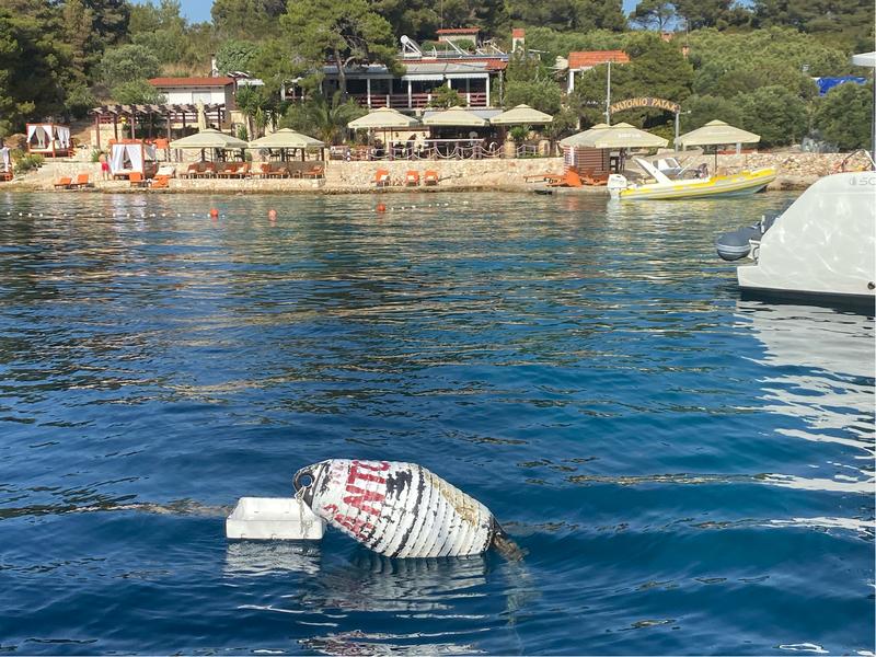Antonio Patak Restaurant buoys