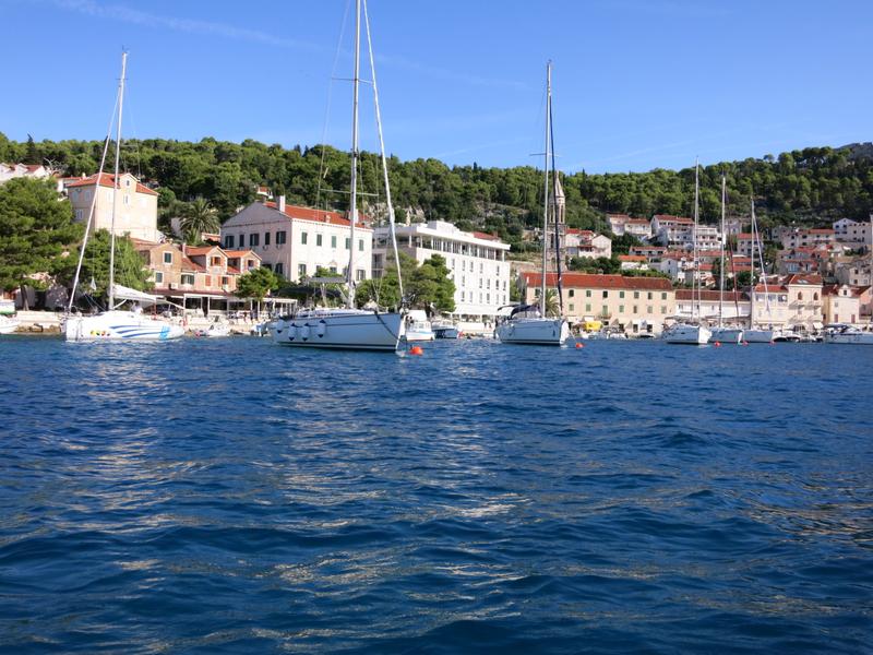 Single Buoys Hvar