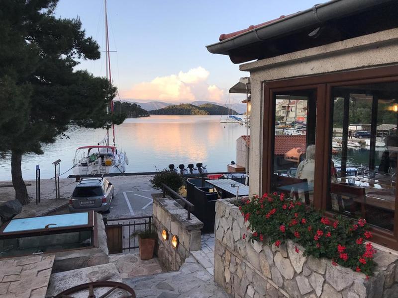 Restaurant Antika quay