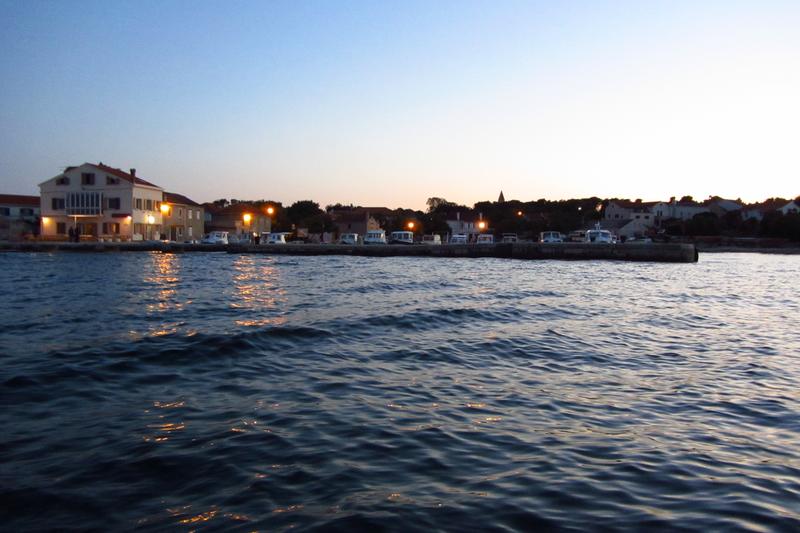 Harbour Silba - Blick vom Hafen auf Konoba
