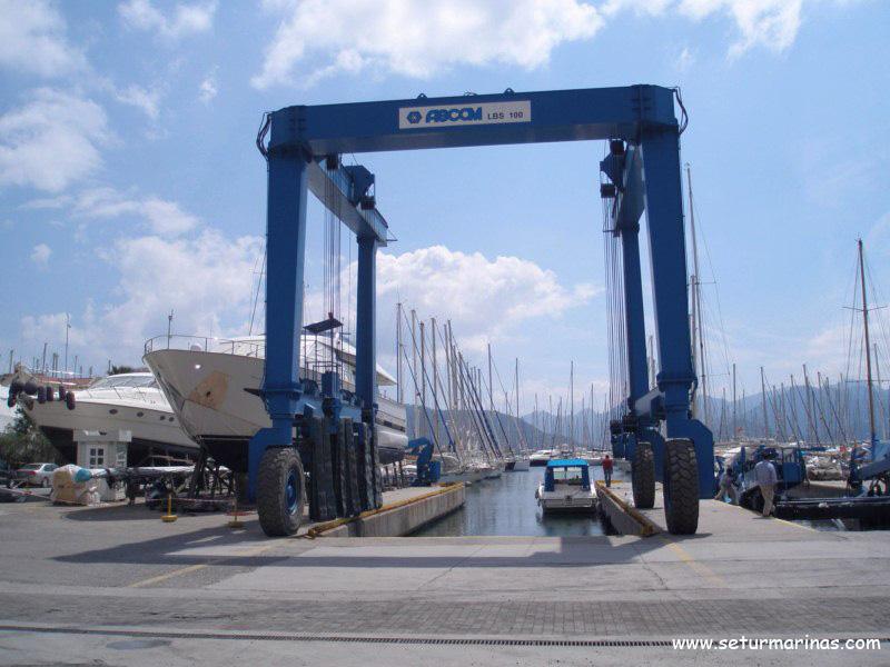 Netsel Marina boat yard