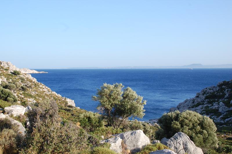 Im Hintergrund die Insel Rhodos