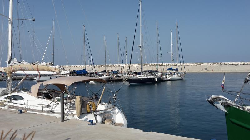 Rhodes Marinas - Neue Marina Rhodos,

Liegeplätze sind buchbar, Sanitärgebäude kurz vor Fertigstellung