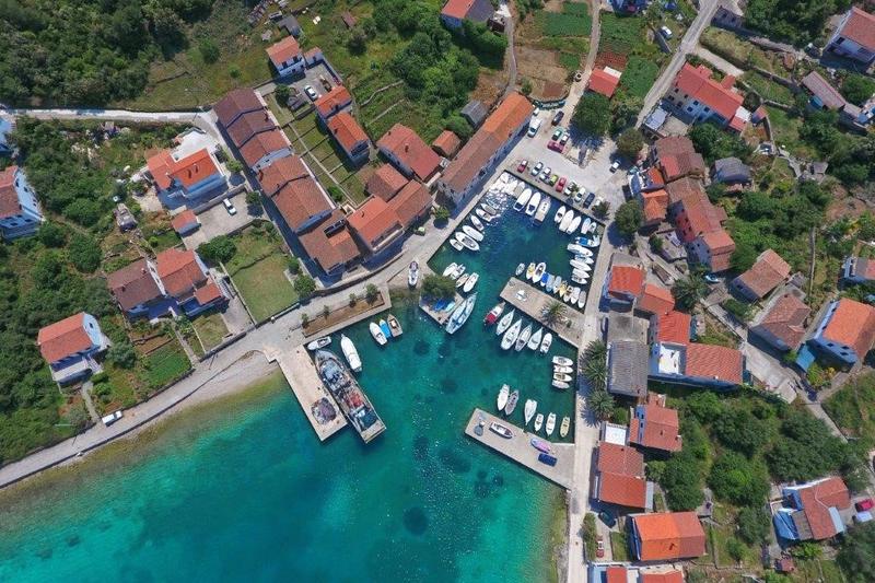 Restaurant Knez jetty