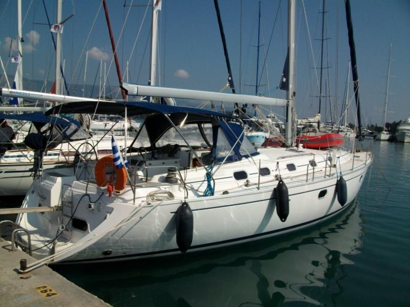 Tsirigotis Yachts Charter
