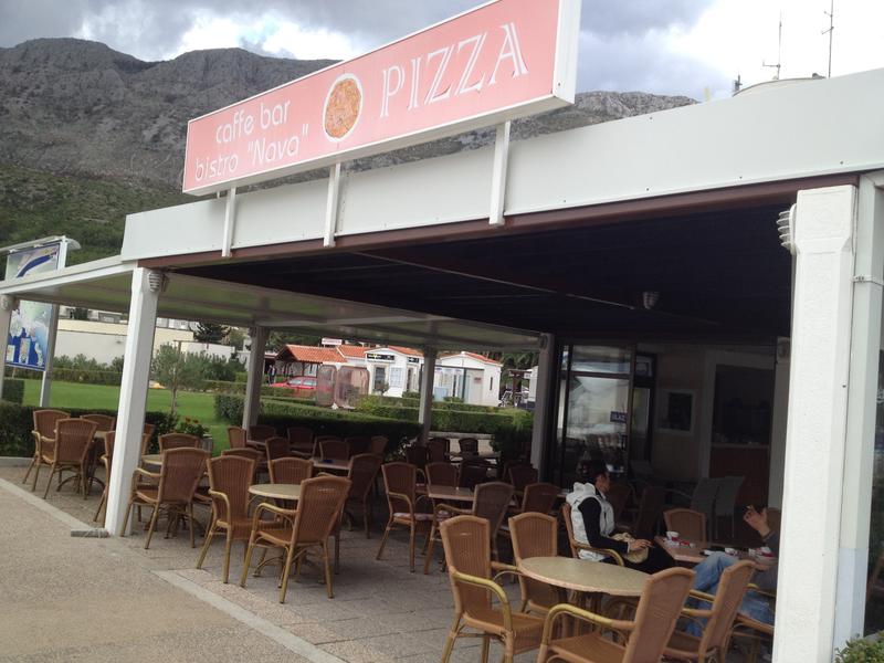 caffe bar & pizzeria Nava