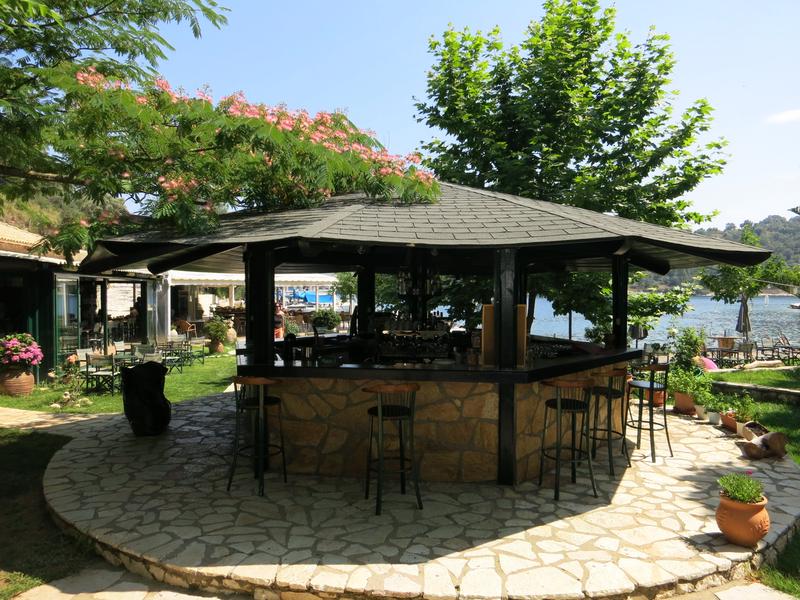 Karnayio Taverna