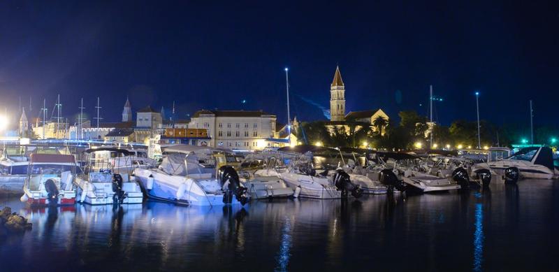 Argola Charter - Our base in Trogir at night.
