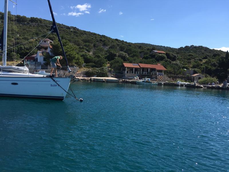 Konoba Landinić buoys