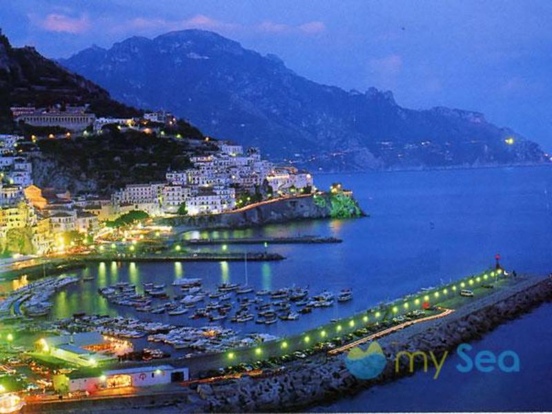 Amalfi Pontile Marina Coppola