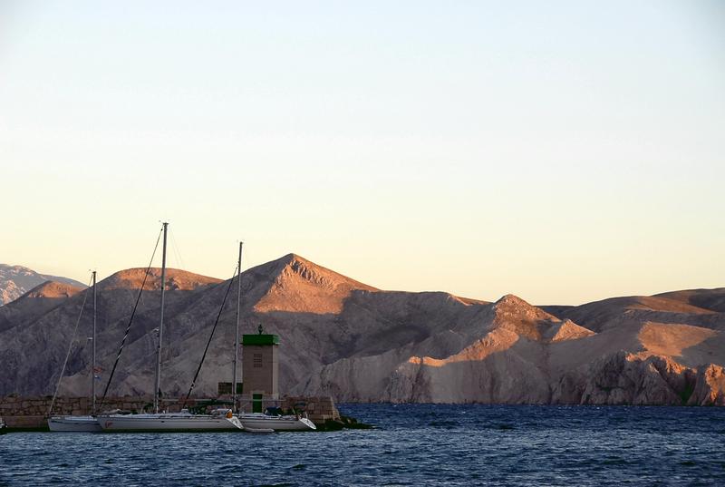 Baška - Im Hafen von Baska bei 55kn Bora