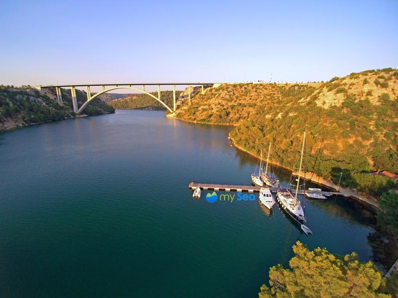 Konoba Vidrovaca jetty