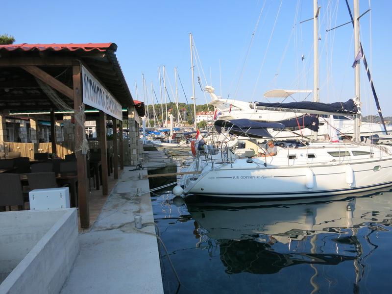 Konoba Ribar quay