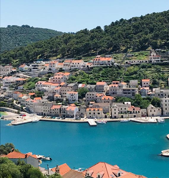 Pučišća harbour