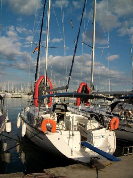 Tsirigotis Yachts Charter - Bavaria 44