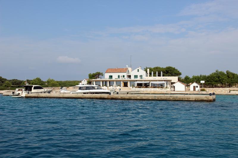 Restaurant Zakan jetty