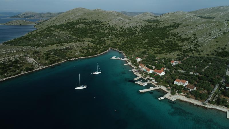 Suha Punta Boy field