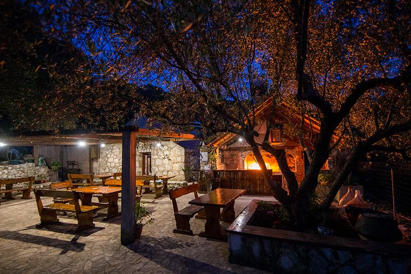 OPG Podanje - outdoor terrace