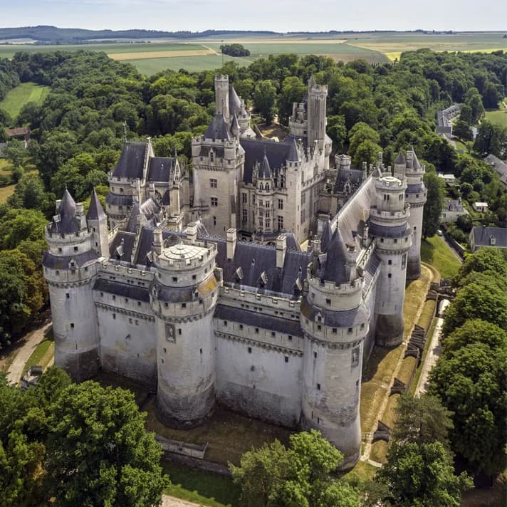 Forêt de Compiègne & Pierrefonds en van aménagé