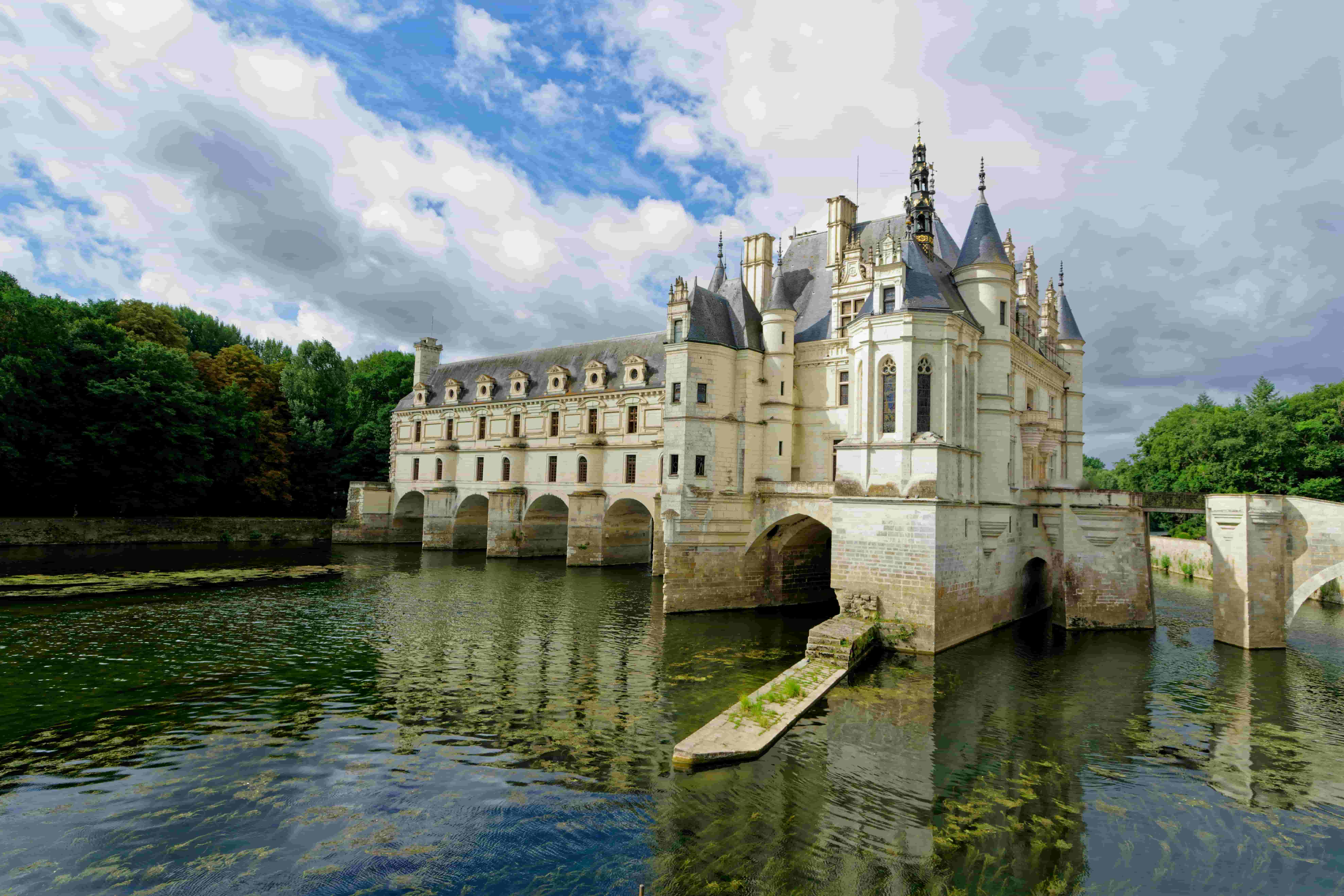 Vallée de la Loire & ses châteaux en van aménagé