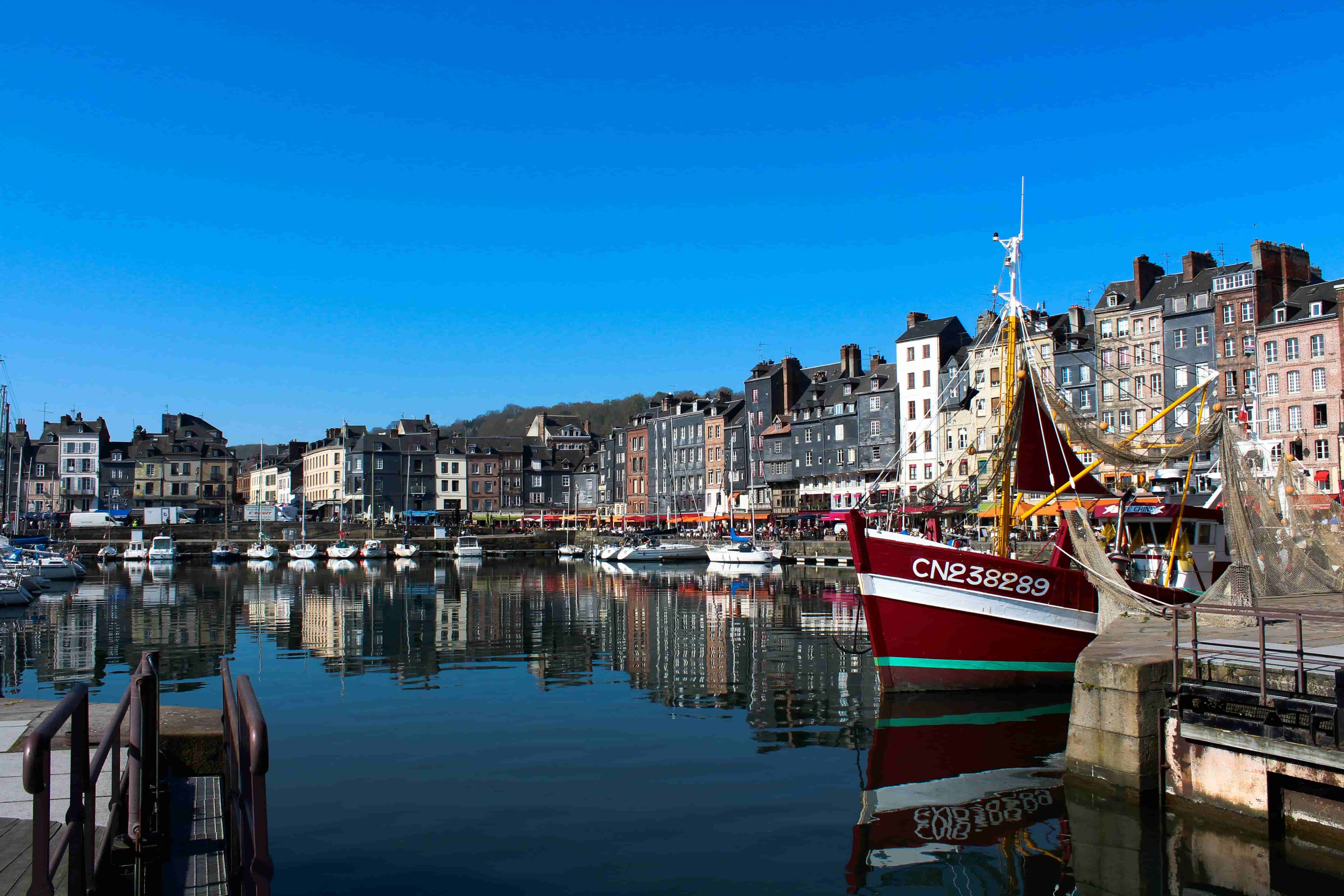 Deauville, Honfleur & la côte fleurie en van aménagé