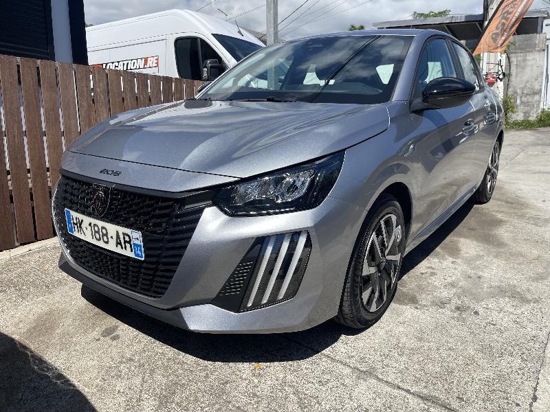 Un véhicule  de la catégorie208 auto 