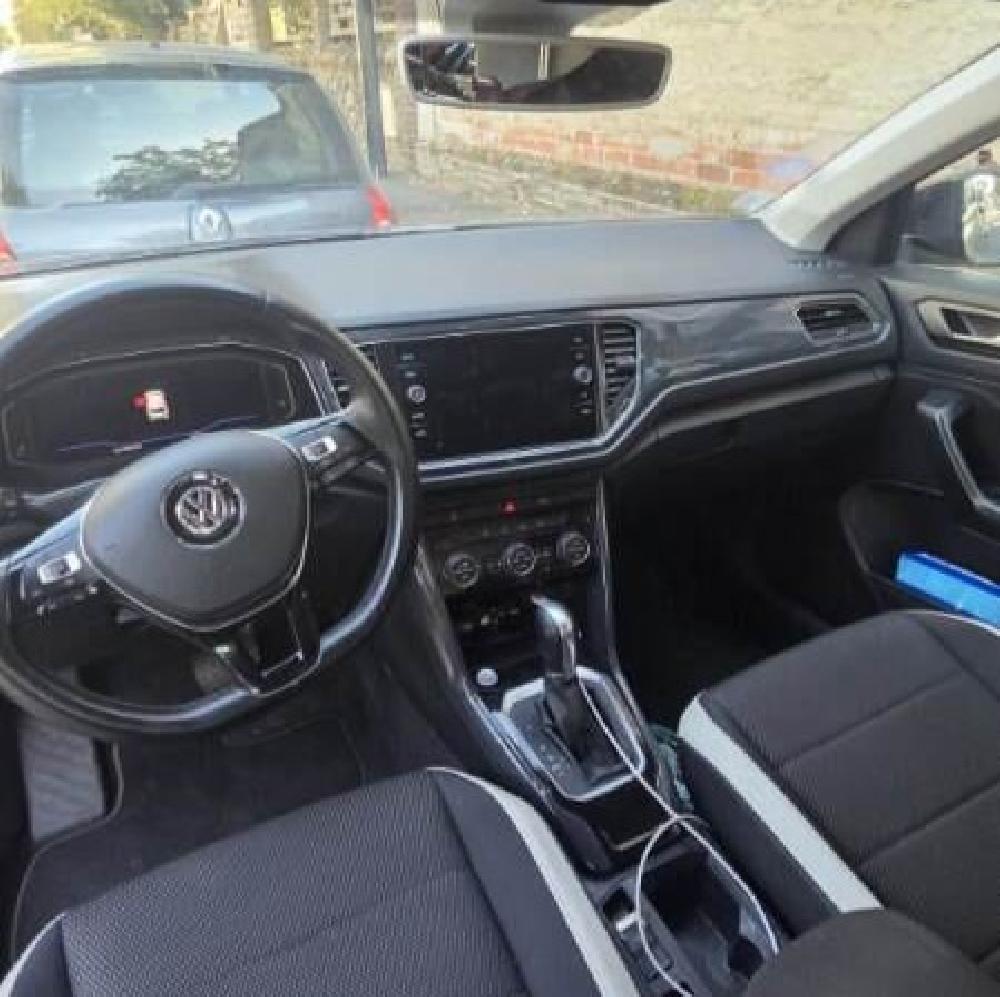 Volswagen T-Roc (2019) — photo 4