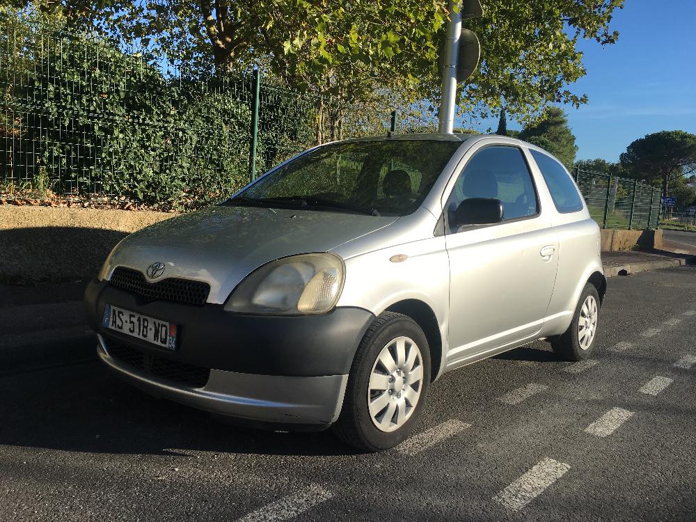Toyota Yaris (2002) — photo 5