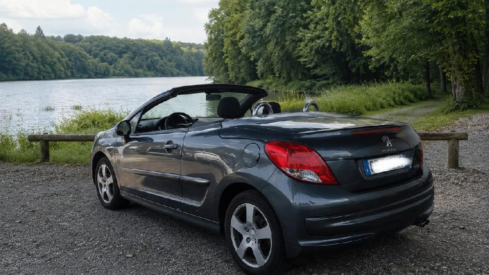 Peugeot 207 cc à louer