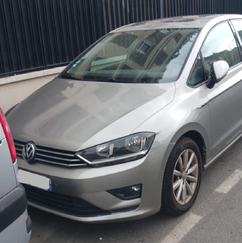 Volkswagen Golf Sportsvan (2015) — photo 1