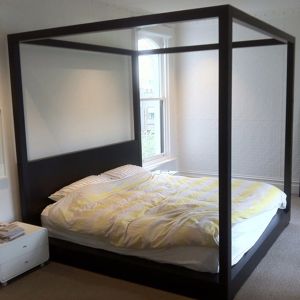 ERBA LIT CENDRE VICTORIENNE AVEC LAQUE NOIRE Mark