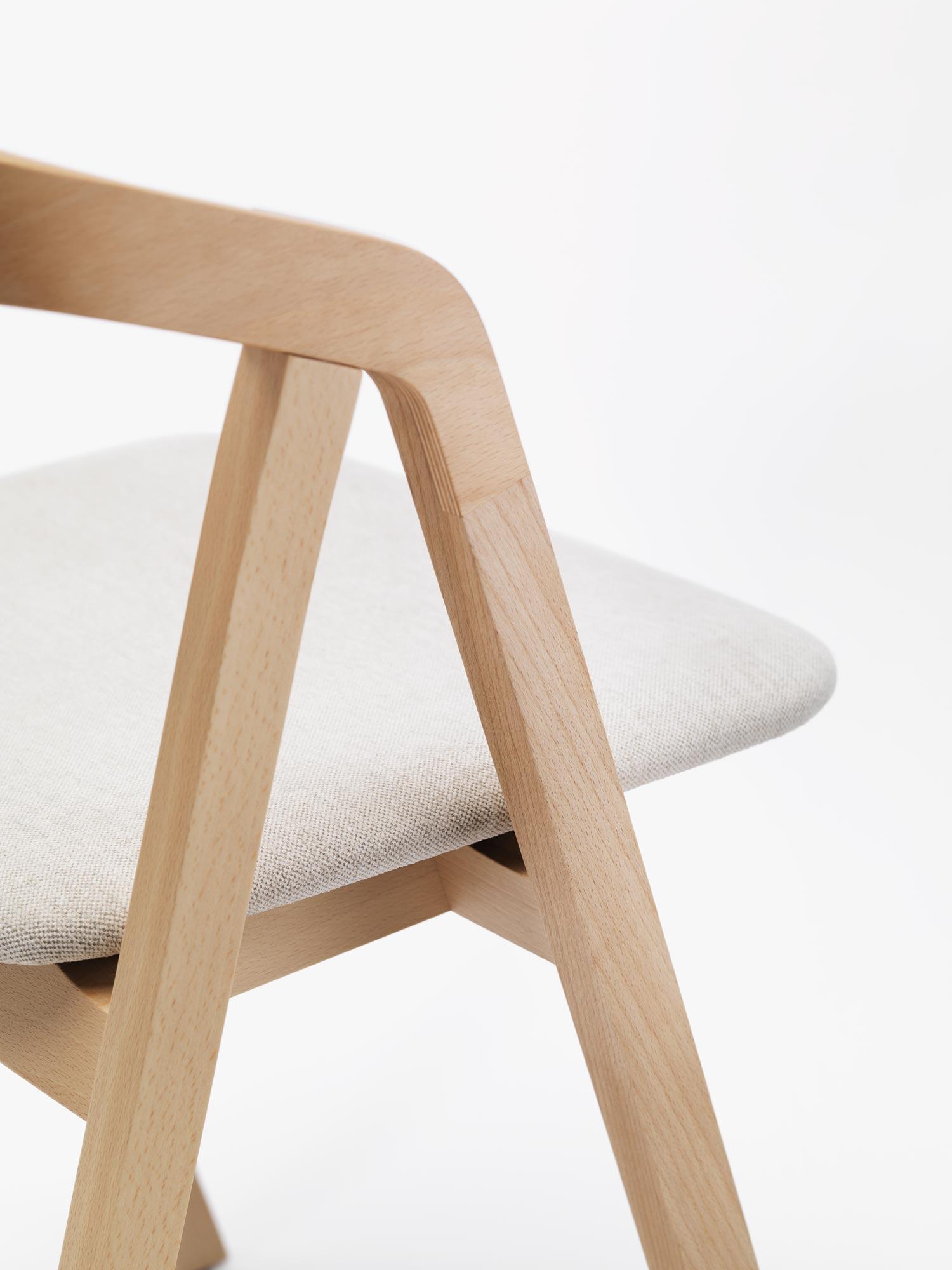 New: Sera 09 Walnut