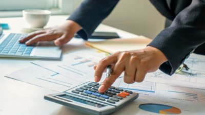 Επιδότηση για Λογιστές και Φοροτεχνικούς έως 2000€