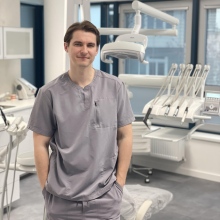 Zvětšit obrázek: Denis Gavrikov, zubař Praha