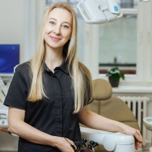 Zvětšit obrázek: Ksenia Vyshinskaya, zubař Praha