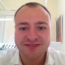 Zvětšit obrázek: Vadym Sherman, zubař Praha