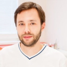 Zvětšit obrázek: Roman Kosovský, zubař Praha