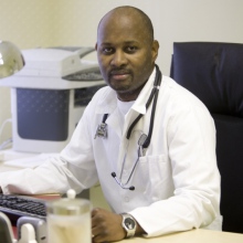 Zvětšit obrázek: Boubacar Baldé, praktický lékař Praha