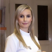 Zvětšit obrázek: Karolína Hornychová, dentální hygienistka, hygienista Praha