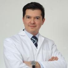 Zvětšit obrázek: Igor Jemilev, zubař Praha