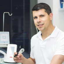 Zvětšit obrázek: Maxim Jurčenko, zubař Praha