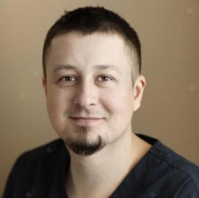 Powiększ obraz: Marcin Sarna, stomatolog Częstochowa