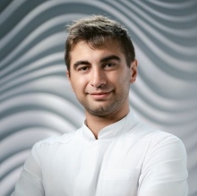 Powiększ obraz: Miłosz Matusiak, stomatolog Łódź